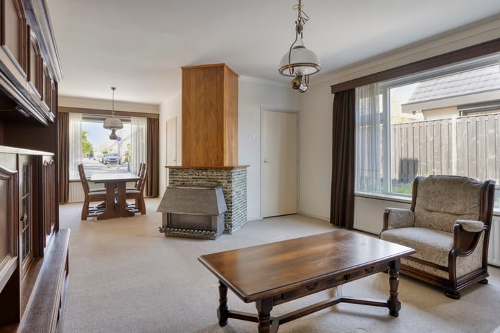 Foto 13 van Zundertseweg 1