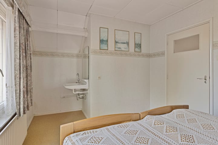 Foto 29 van Zundertseweg 1