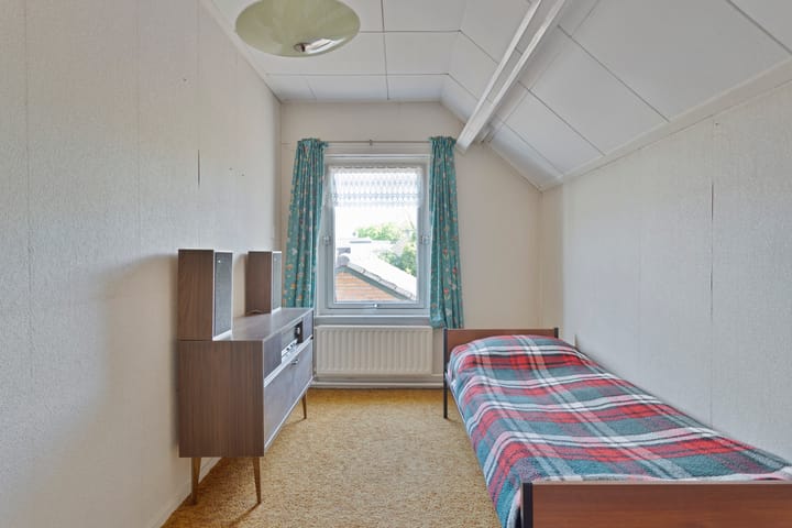 Foto 30 van Zundertseweg 1