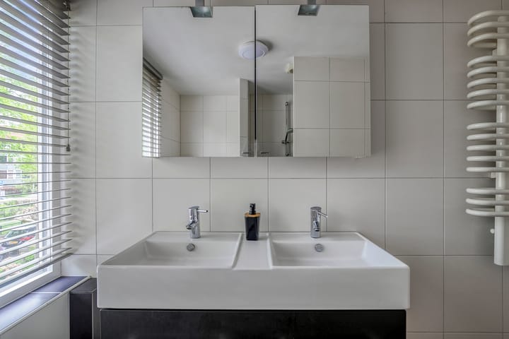 Foto 28 van De Ruijterstraat 14