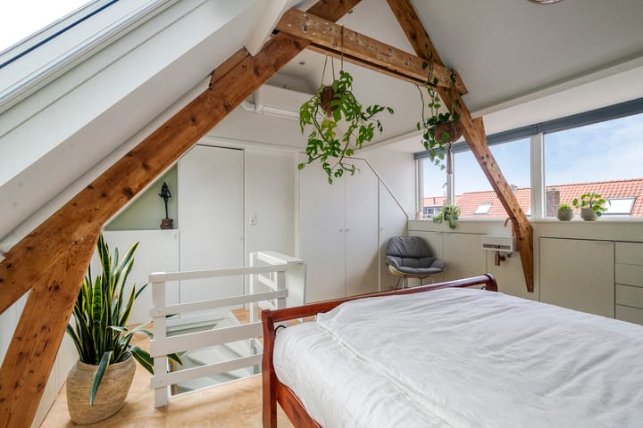 Foto 14 van De Ruijterstraat 14