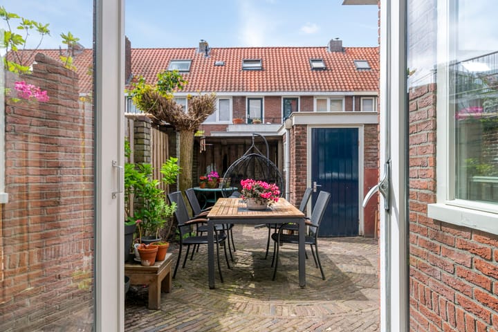 Foto 7 van De Ruijterstraat 14