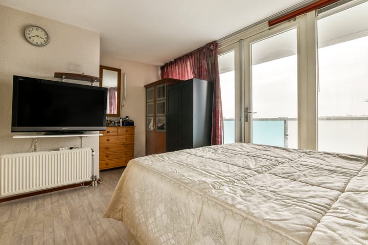 Foto 16 van Frissenstein 801