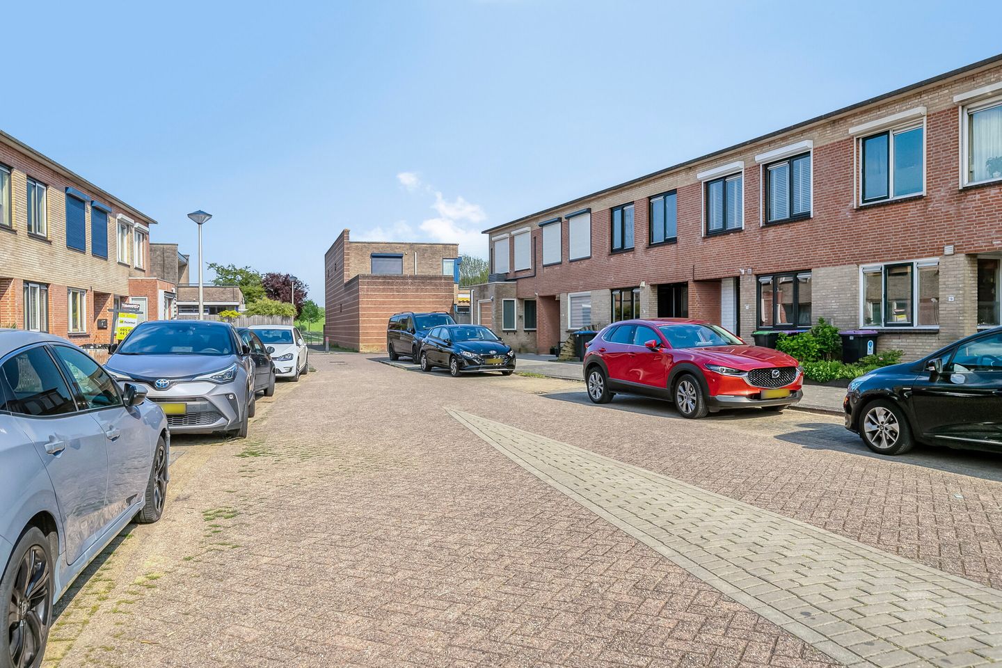 Foto 35 van Annie van Hattemstraat 20