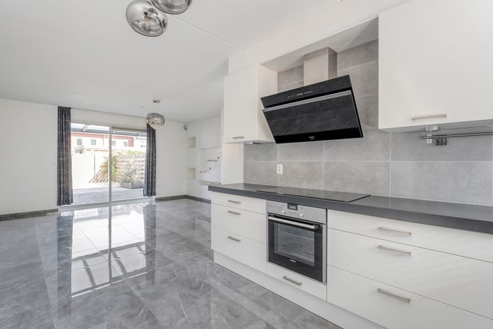 Foto 12 van Benthuislaan 26