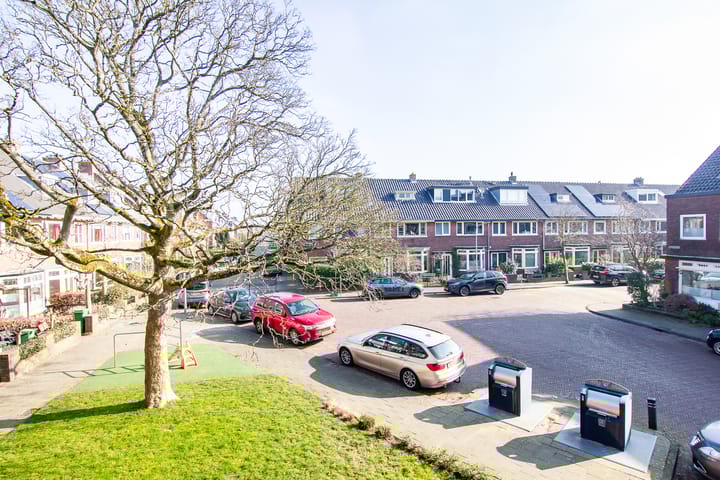 Photo 22 of Marsstraat 9