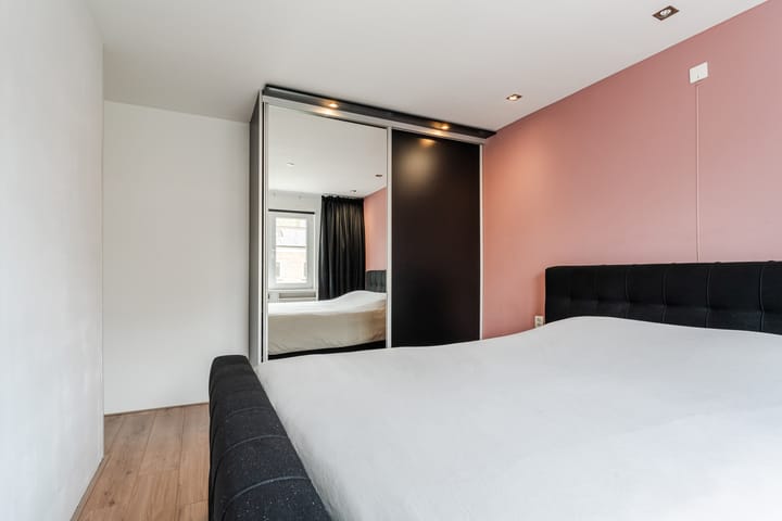 Foto 15 van Frans van Mierisstraat 15