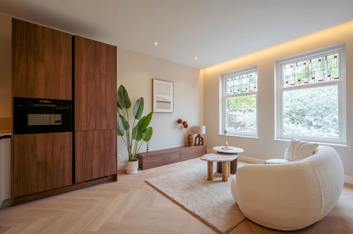 Photo 1 of Newtonstraat 93-B