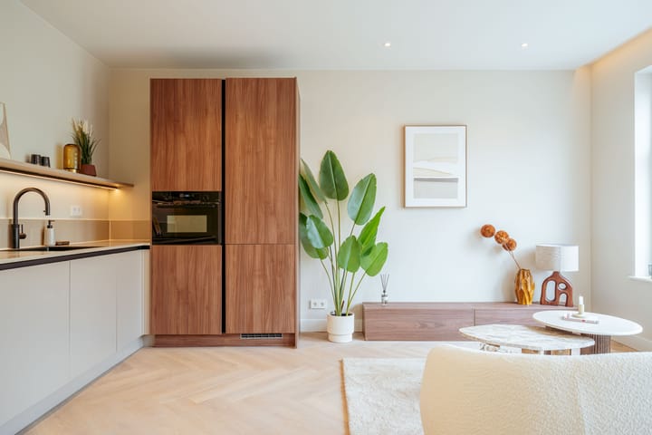 Photo 9 of Newtonstraat 93-B