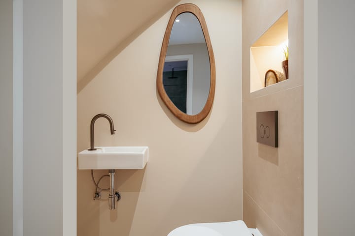 Photo 22 of Newtonstraat 93-B