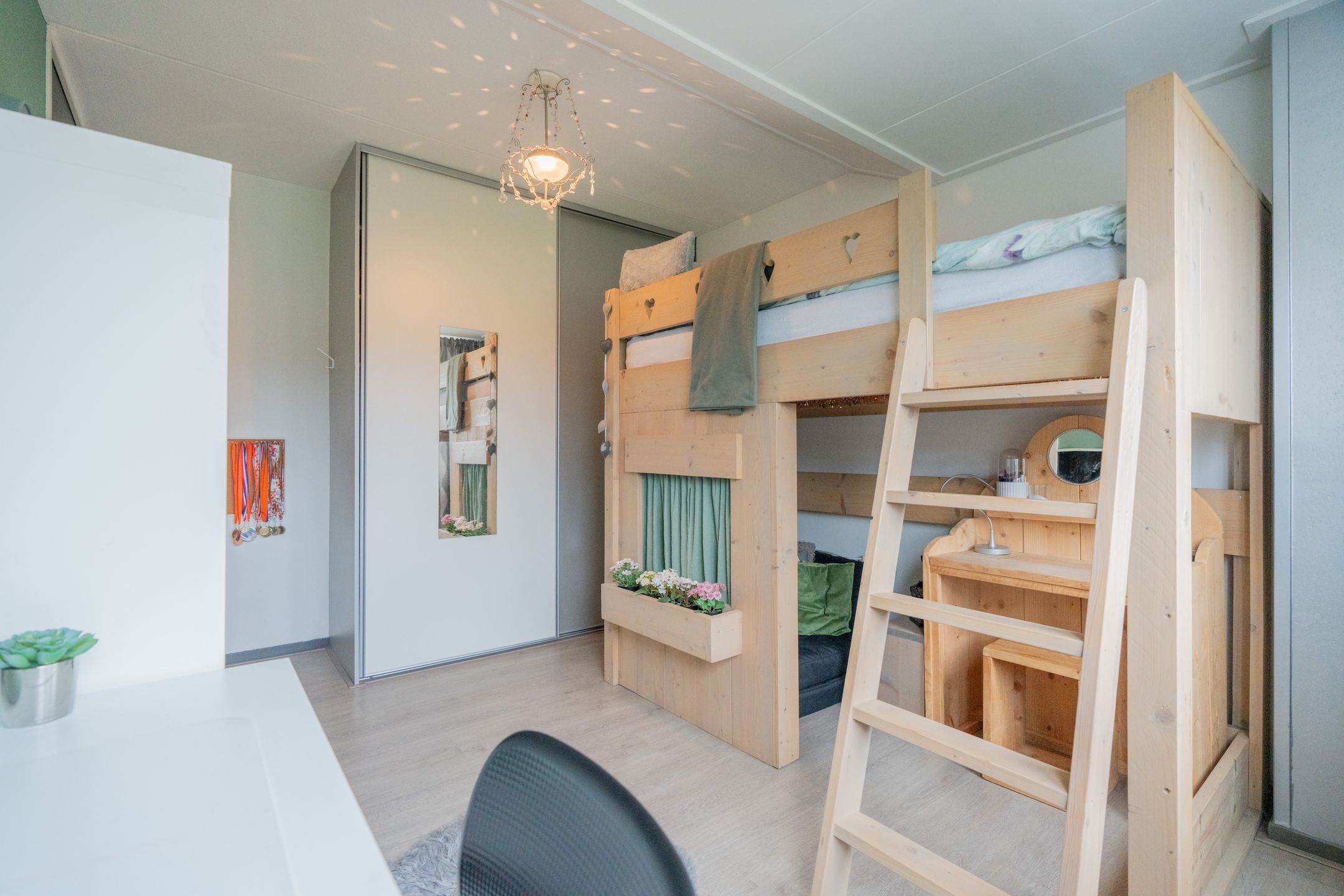 Foto 24 van Haalstede 27