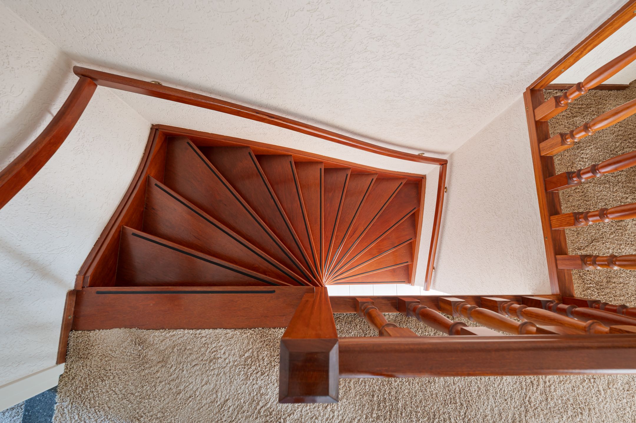 Photo 15 of Bernard van Damstraat 14