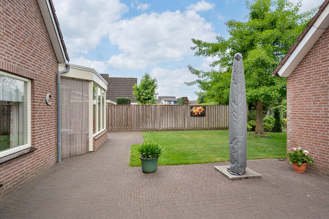 Photo 28 of Bernard van Damstraat 14