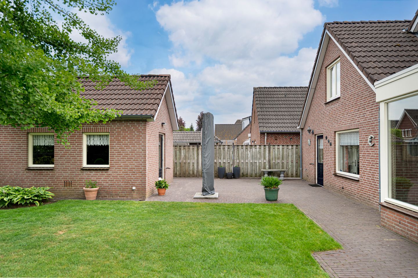 Photo 29 of Bernard van Damstraat 14