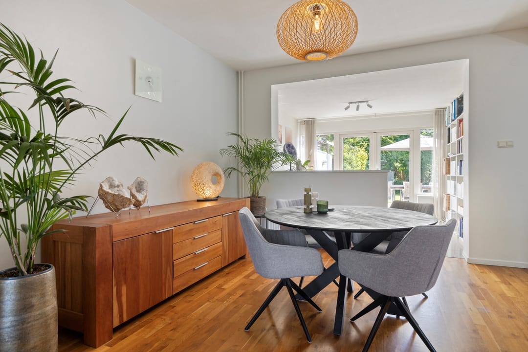 Photo 8 of Einsteinstraat 10