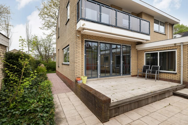 Foto 9 van Albardastraat 12