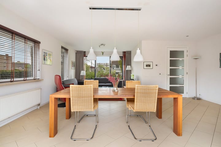 Foto 17 van Albardastraat 12