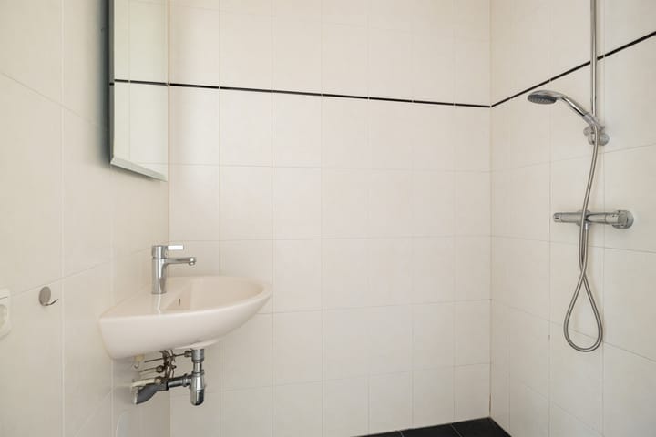 Foto 33 van Albardastraat 12