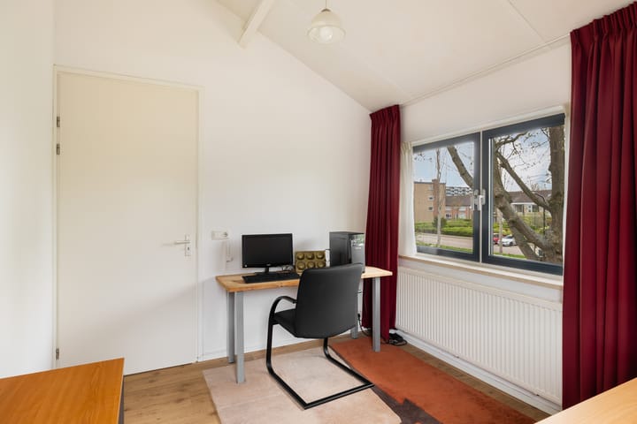 Foto 40 van Albardastraat 12