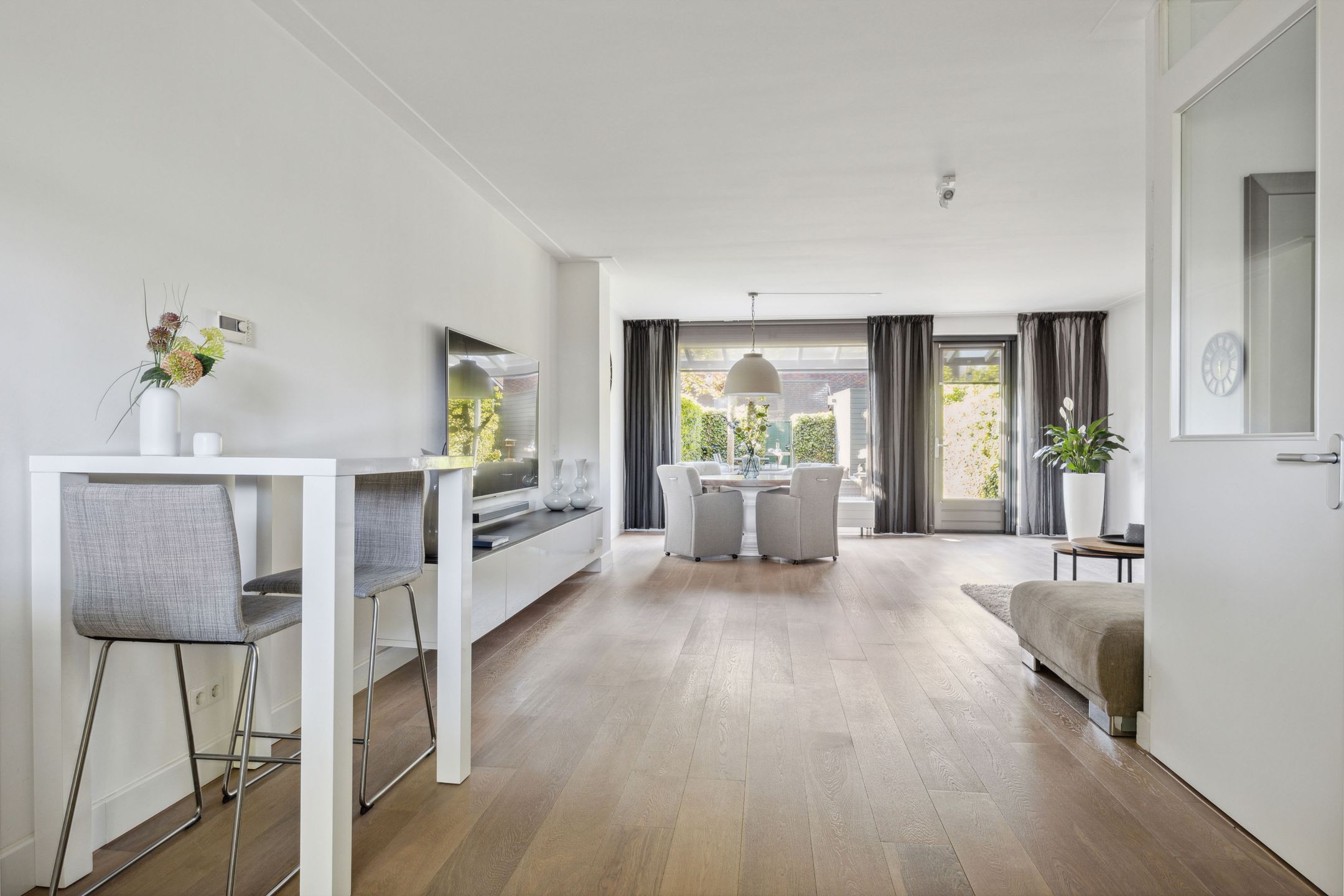 Photo 12 of Christiaan Huijgensstraat 14-A