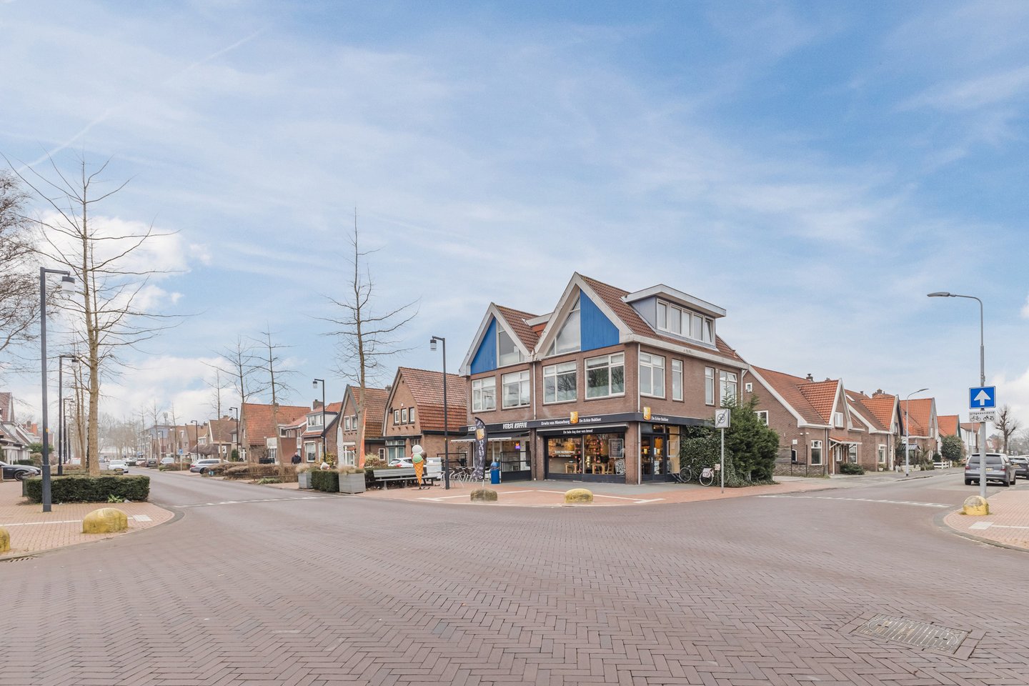 Bekijk foto 1 van Dennenlaan 65