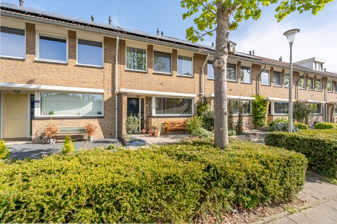 Foto 1 van Jan van Almondestraat 14