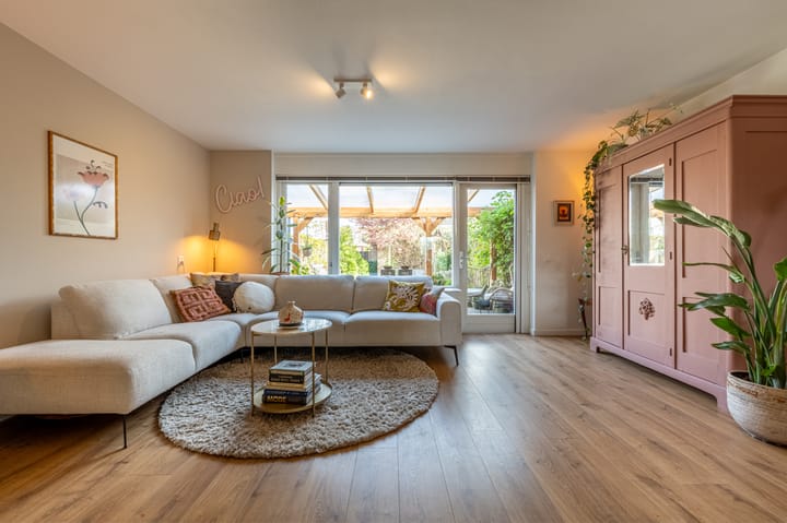 Foto 2 van Jan van Almondestraat 14