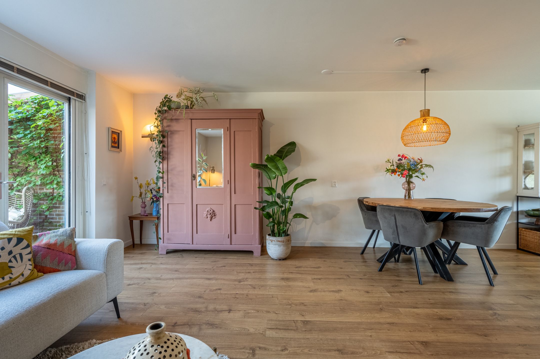 Foto 15 van Jan van Almondestraat 14