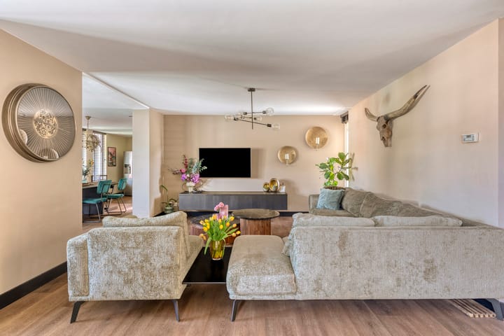 Foto 7 van Debussystraat 16