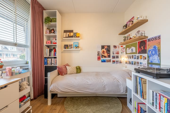 Foto 28 van Jan van Almondestraat 14