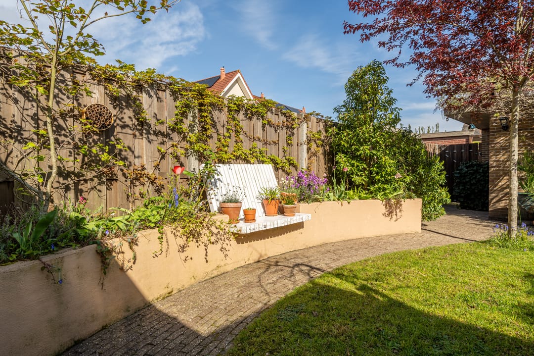 Foto 38 van Jan van Almondestraat 14