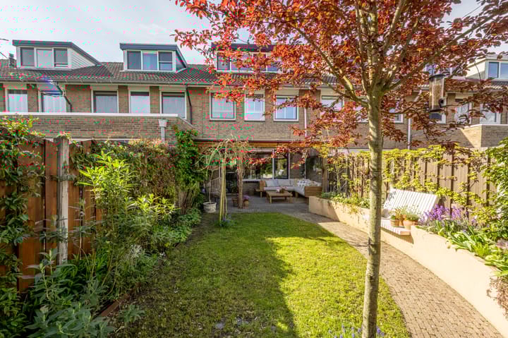 Foto 41 van Jan van Almondestraat 14