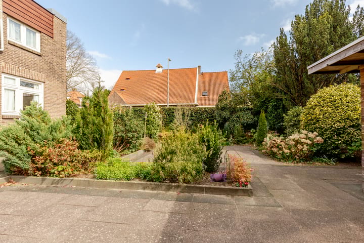 Foto 2 van Postlaan 12