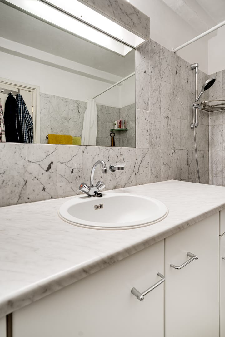 Photo 23 of Utrechtsestraat 83-5