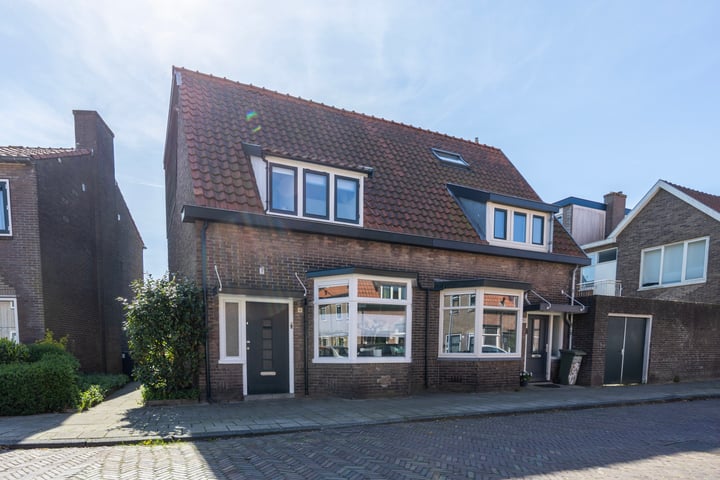 Zwaluwstraat 48