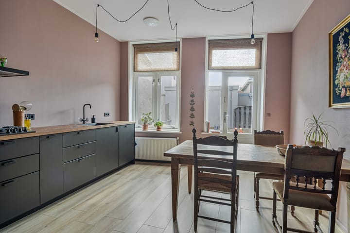 Foto 22 van Venestraat 20-01