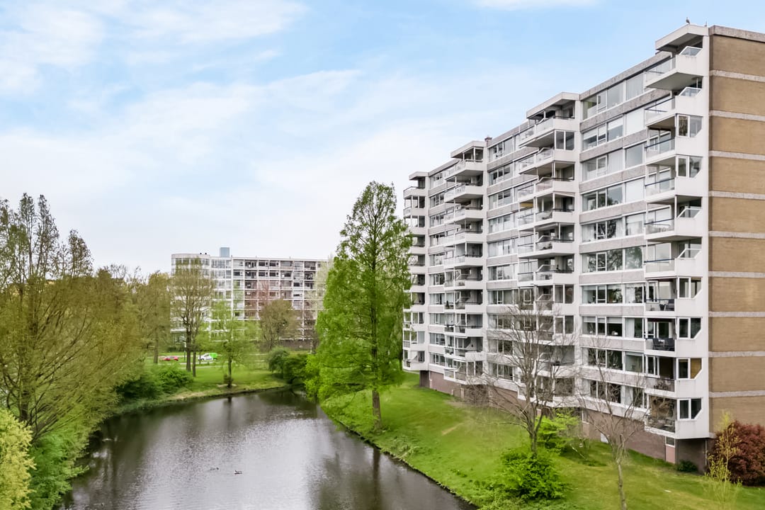 Foto 1 van Veenbesstraat 56