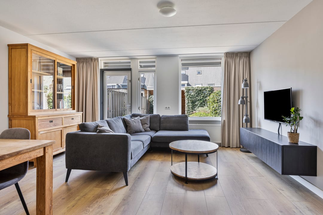 Foto 2 van Indira Gandhisingel 13