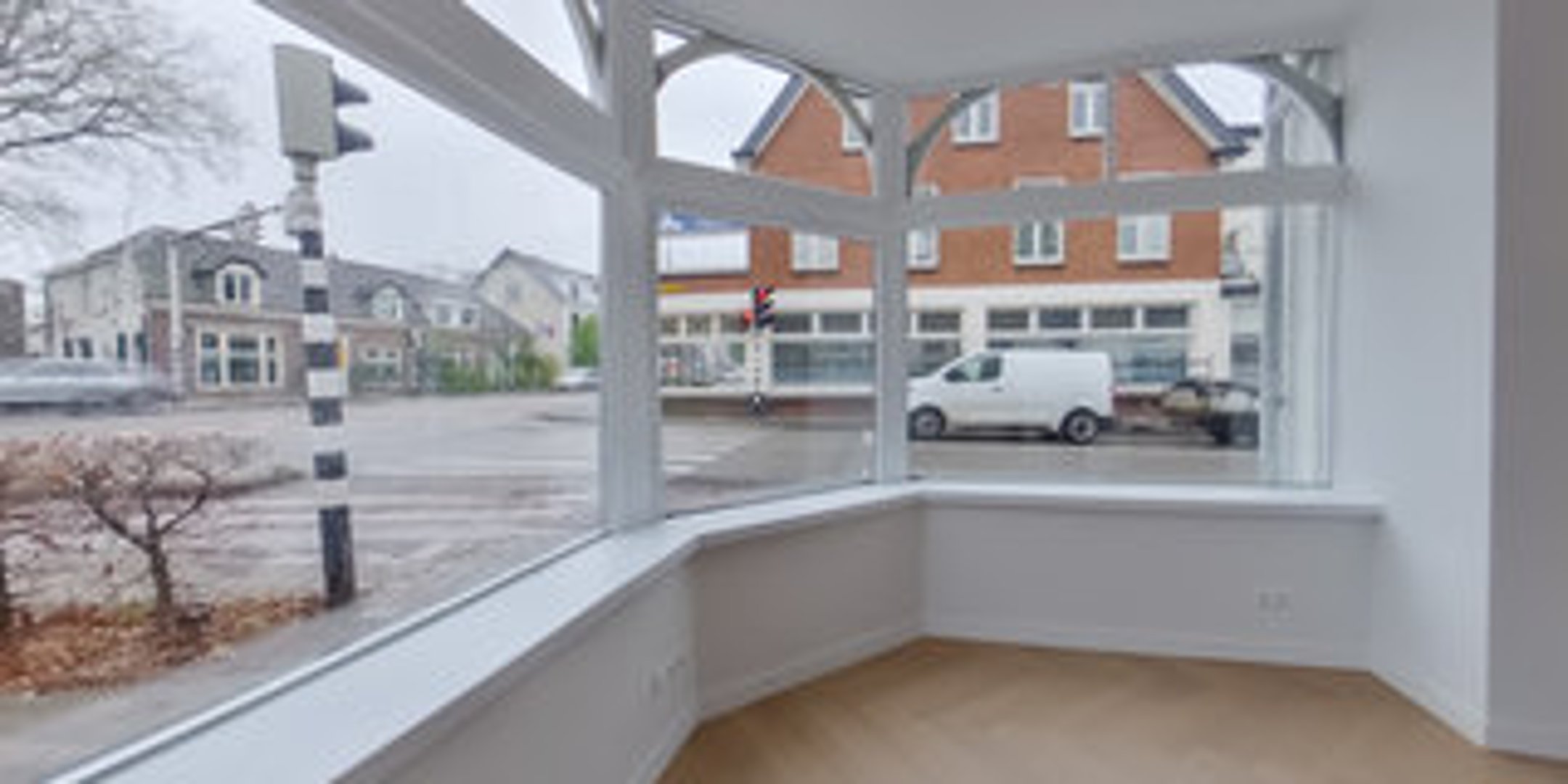 View 360° photos