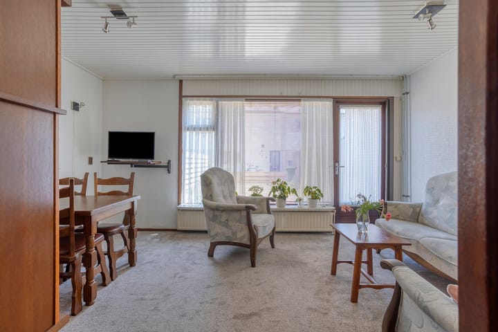 Photo 10 of Tuinbouwstraat 6