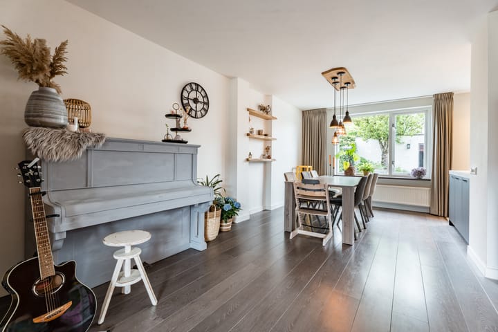 Foto 10 van Mophosostraat 11