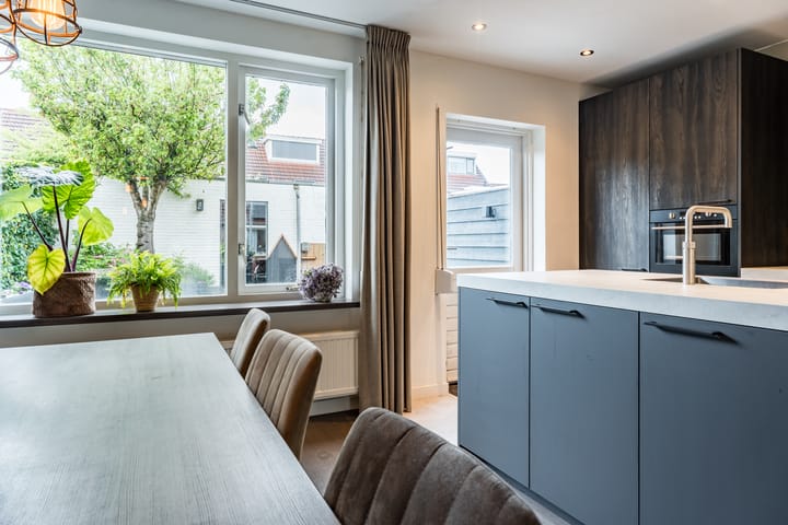 Foto 12 van Mophosostraat 11