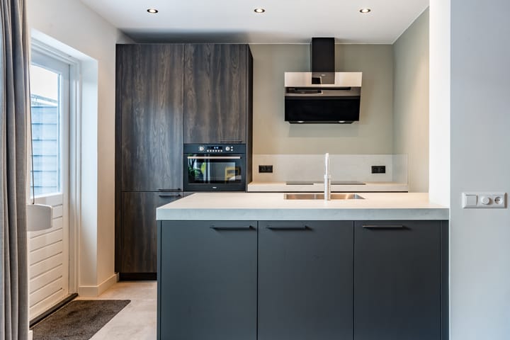 Foto 14 van Mophosostraat 11