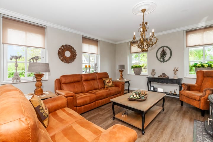 Photo 12 of Oosteinde 37-A