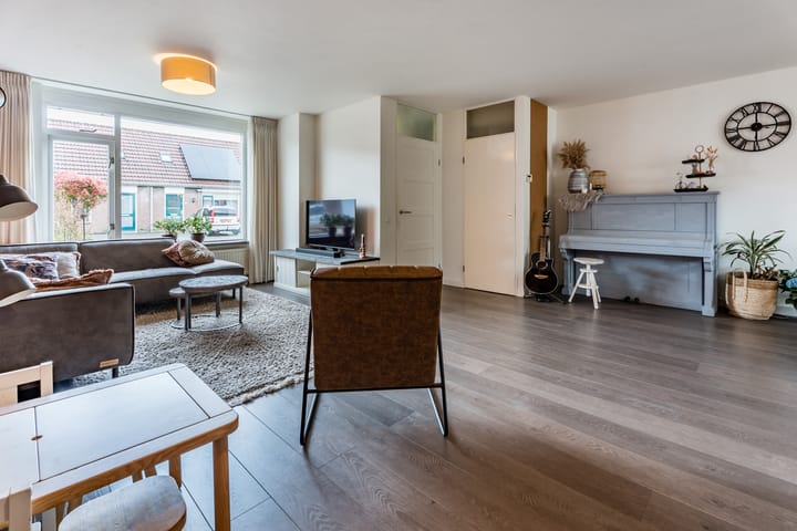 Foto 9 van Mophosostraat 11