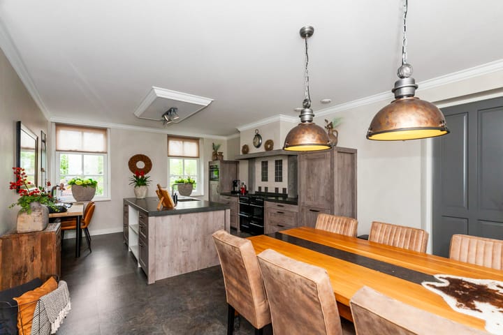 Photo 27 of Oosteinde 37-A