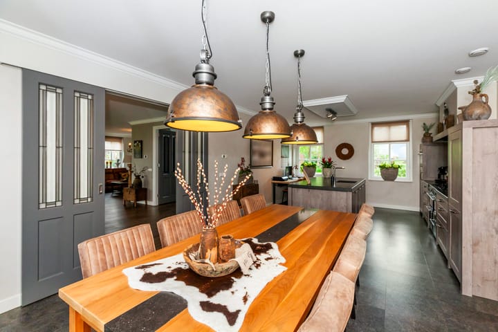 Photo 28 of Oosteinde 37-A