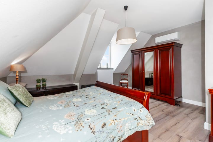 Photo 39 of Oosteinde 37-A