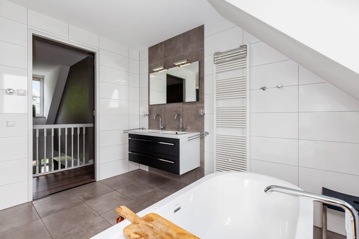 Photo 53 of Oosteinde 37-A