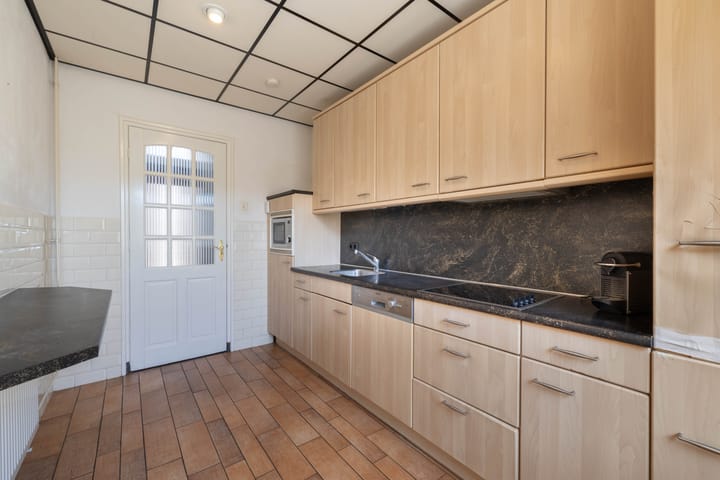 Foto 13 van Rietstraat 235